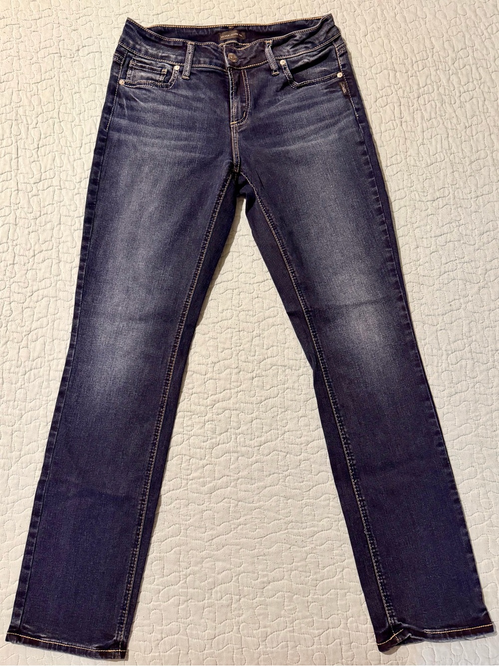 Silver Jeans Women’s Elyse Straight in Dark Blue Wash